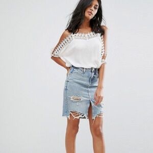 ASOS River island distressed denim skirt SZ 14